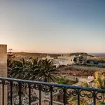 Gozo Escape *