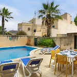 Gozo Escape *