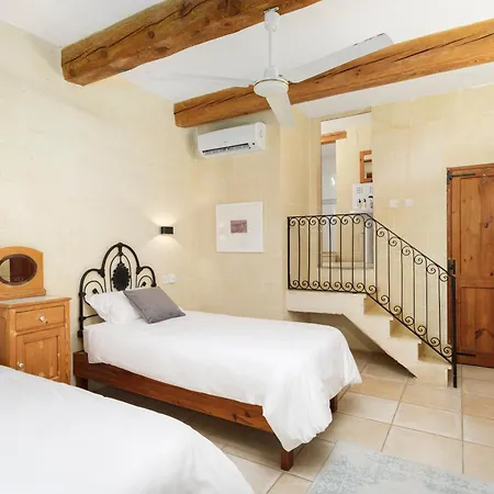 Gozo Escape *