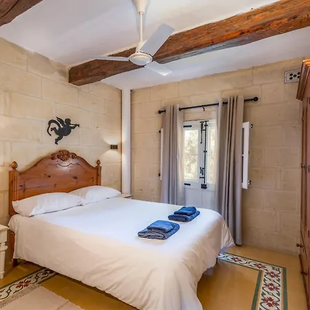 Gozo Escape *