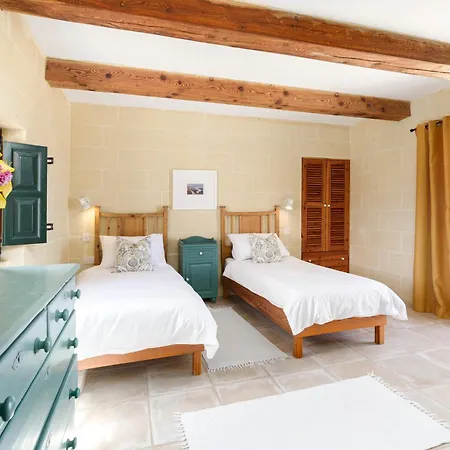 Gozo Escape *