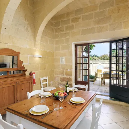 Gozo Escape * Għasri